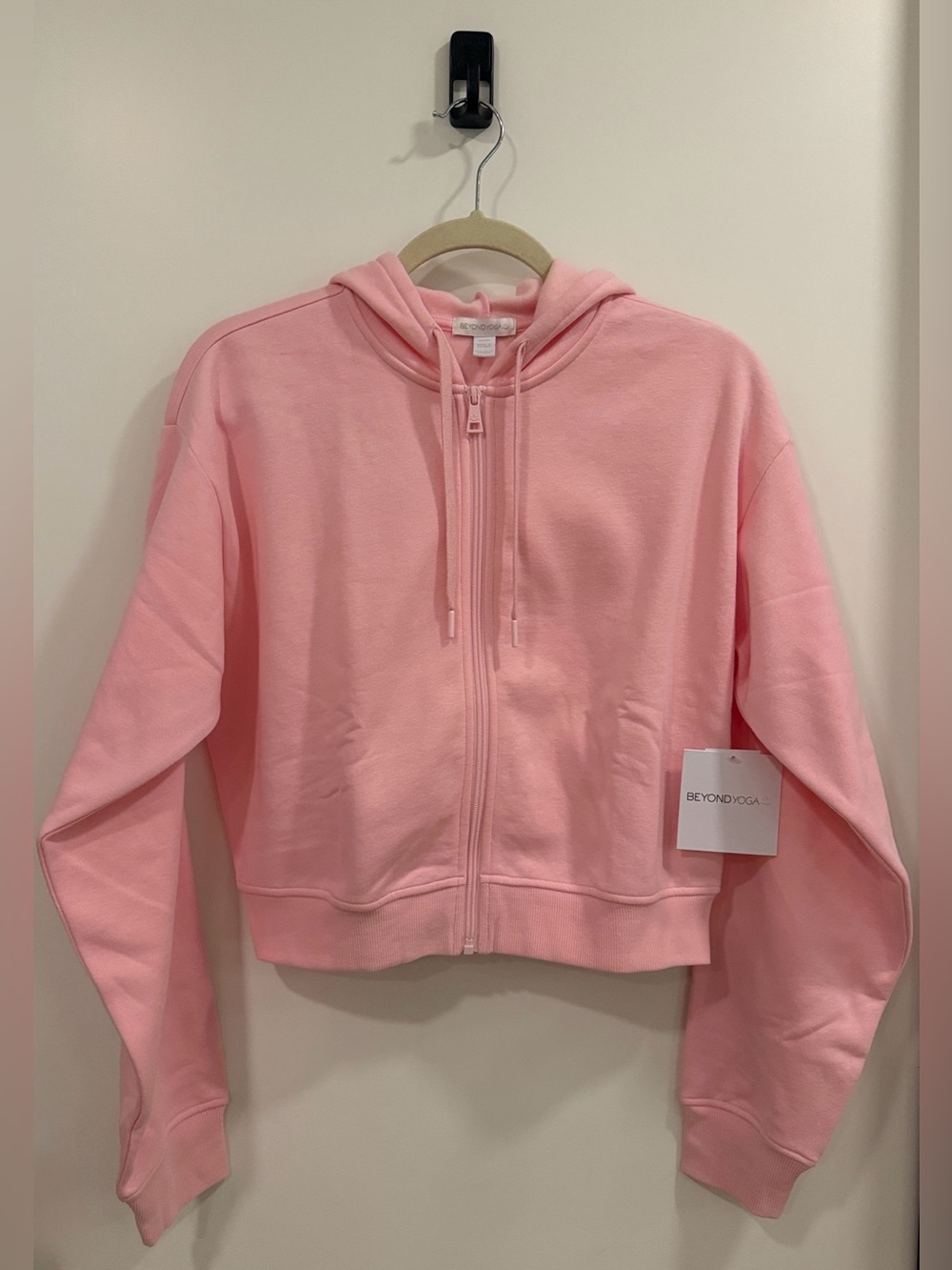 NWT Beyond Yoga Full Zip Cropped Hoodie in Pink | Size Small